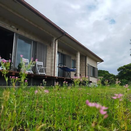 奄美ゲストハウス宇宿サンライズビーチ Amami Bagian luar foto